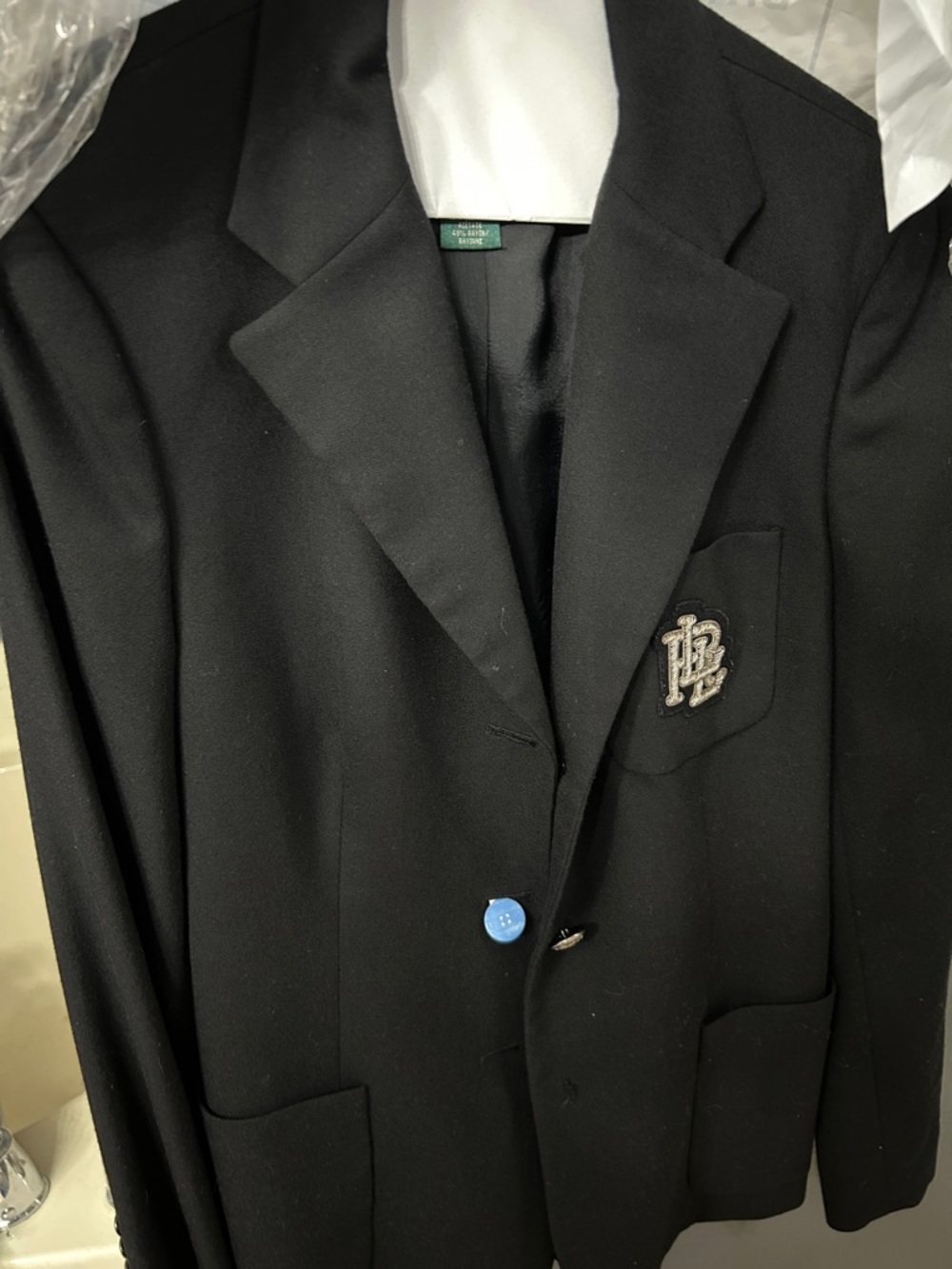 Black vintage women’s Ralph Lauren blazer with Embroidered Crest